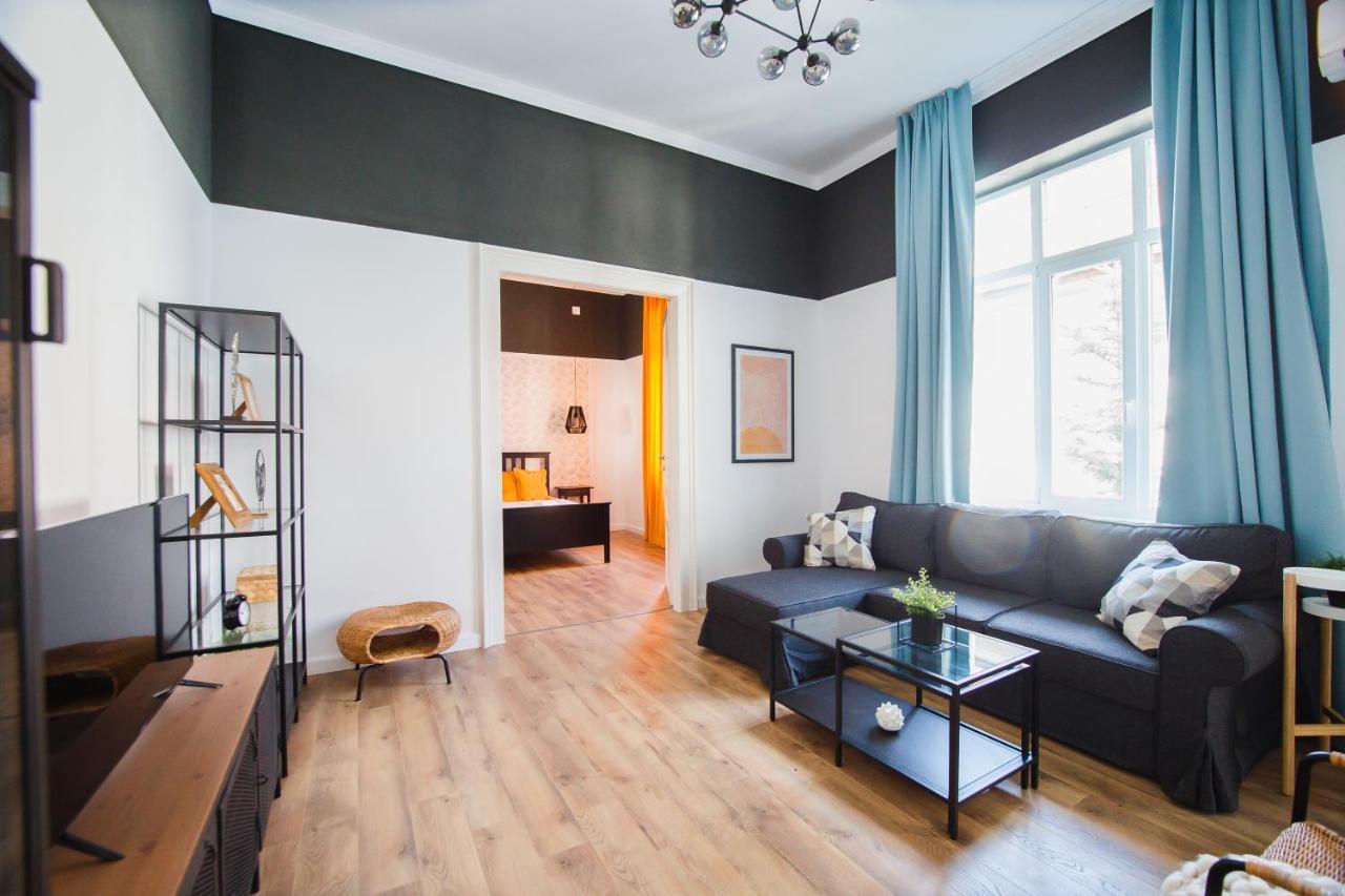 Super Central Spacious Apartment Oradea Exterior foto