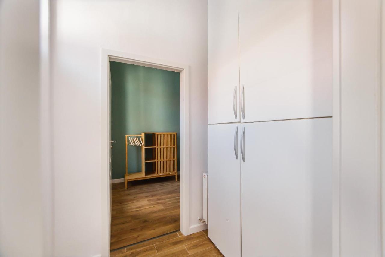Super Central Spacious Apartment Oradea Exterior foto
